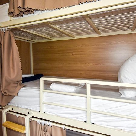 Caravan Hostel Dc Washington Extérieur photo