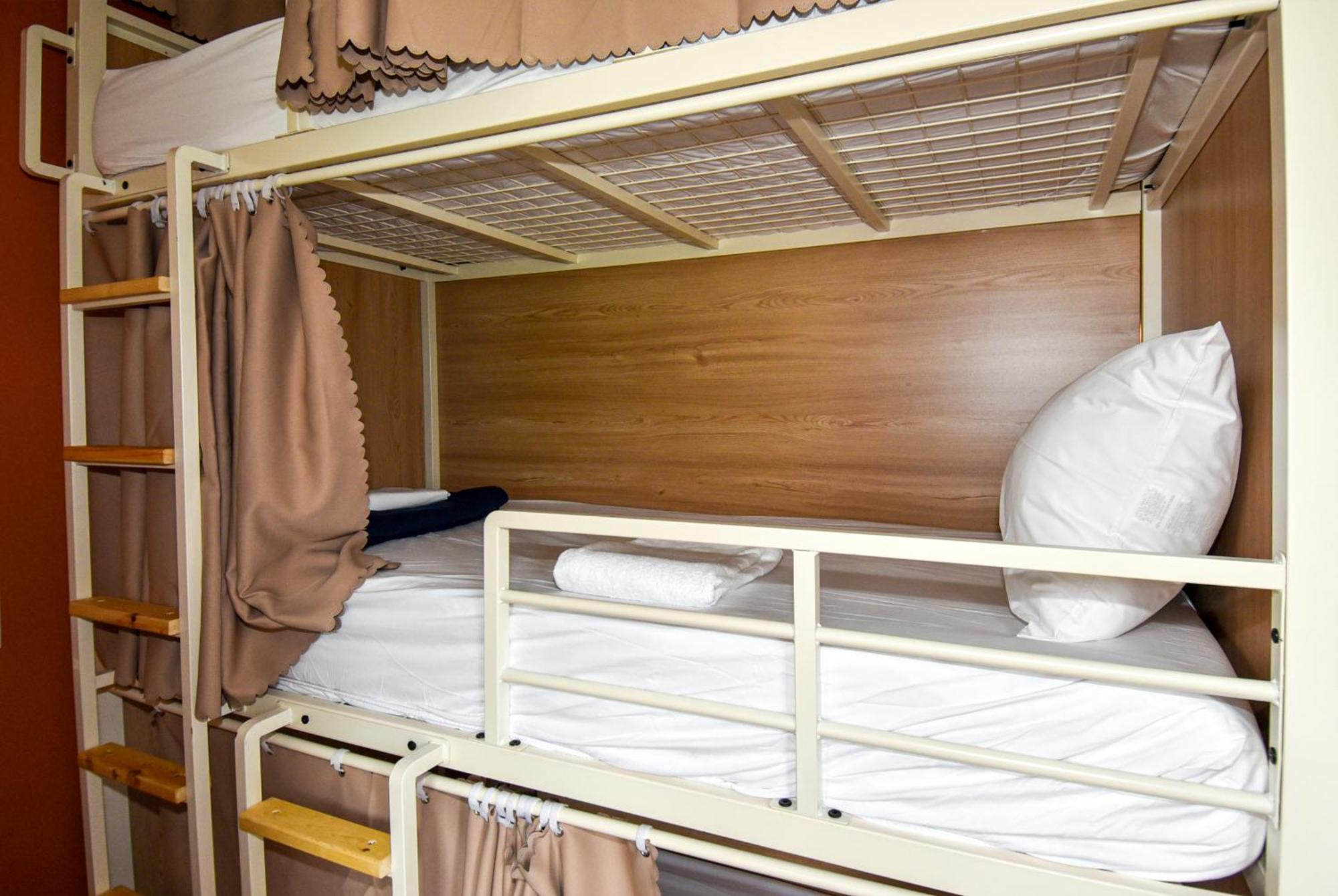 Caravan Hostel Dc Washington Extérieur photo