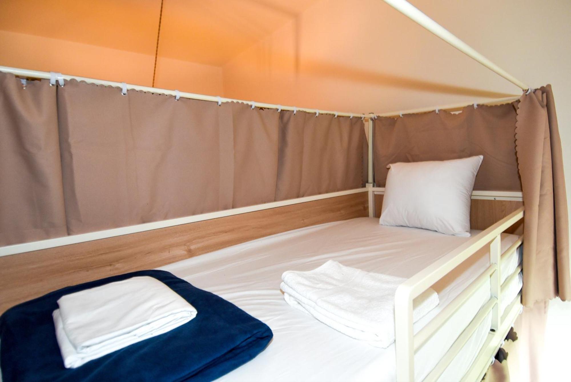 Caravan Hostel Dc Washington Extérieur photo