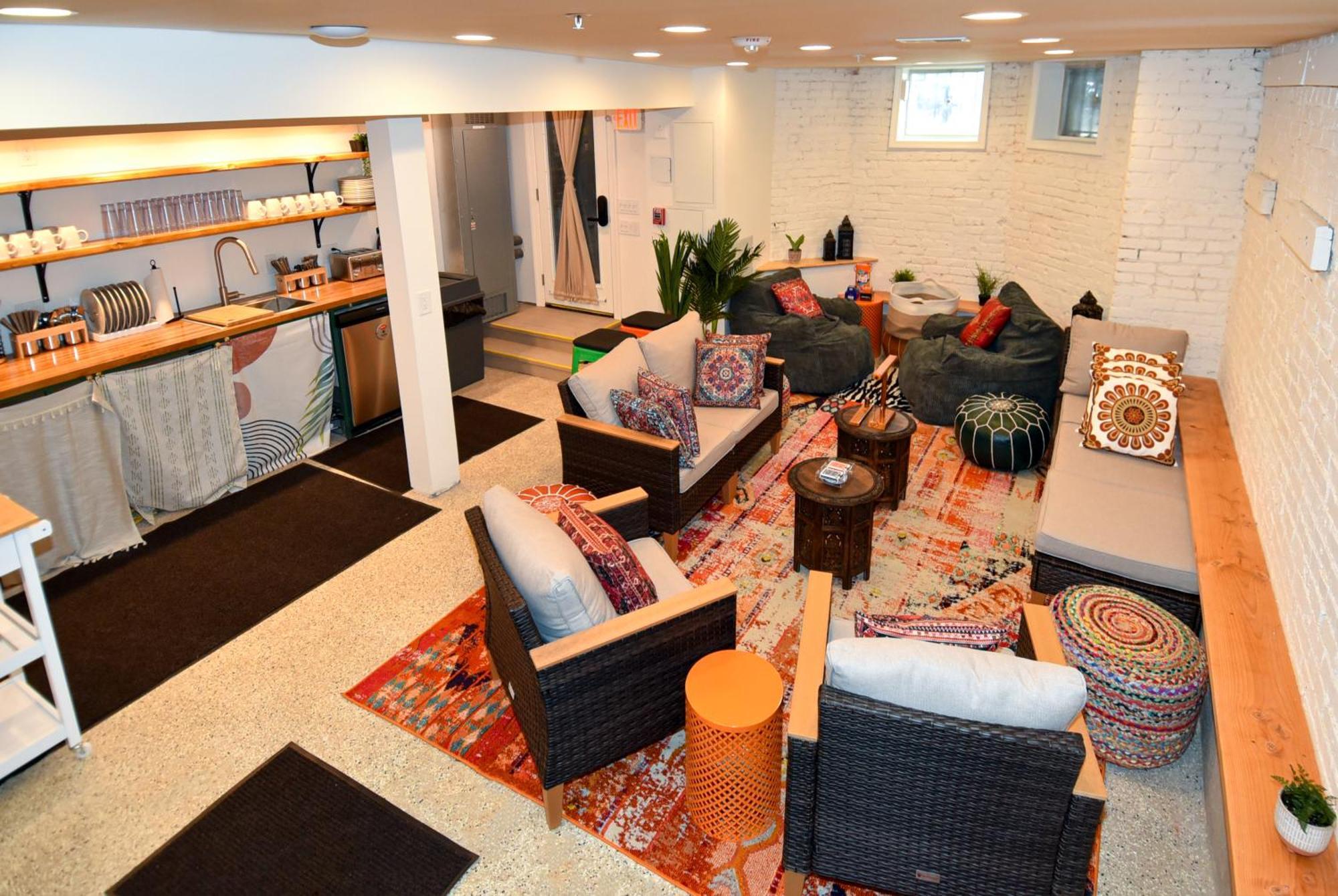 Caravan Hostel Dc Washington Extérieur photo