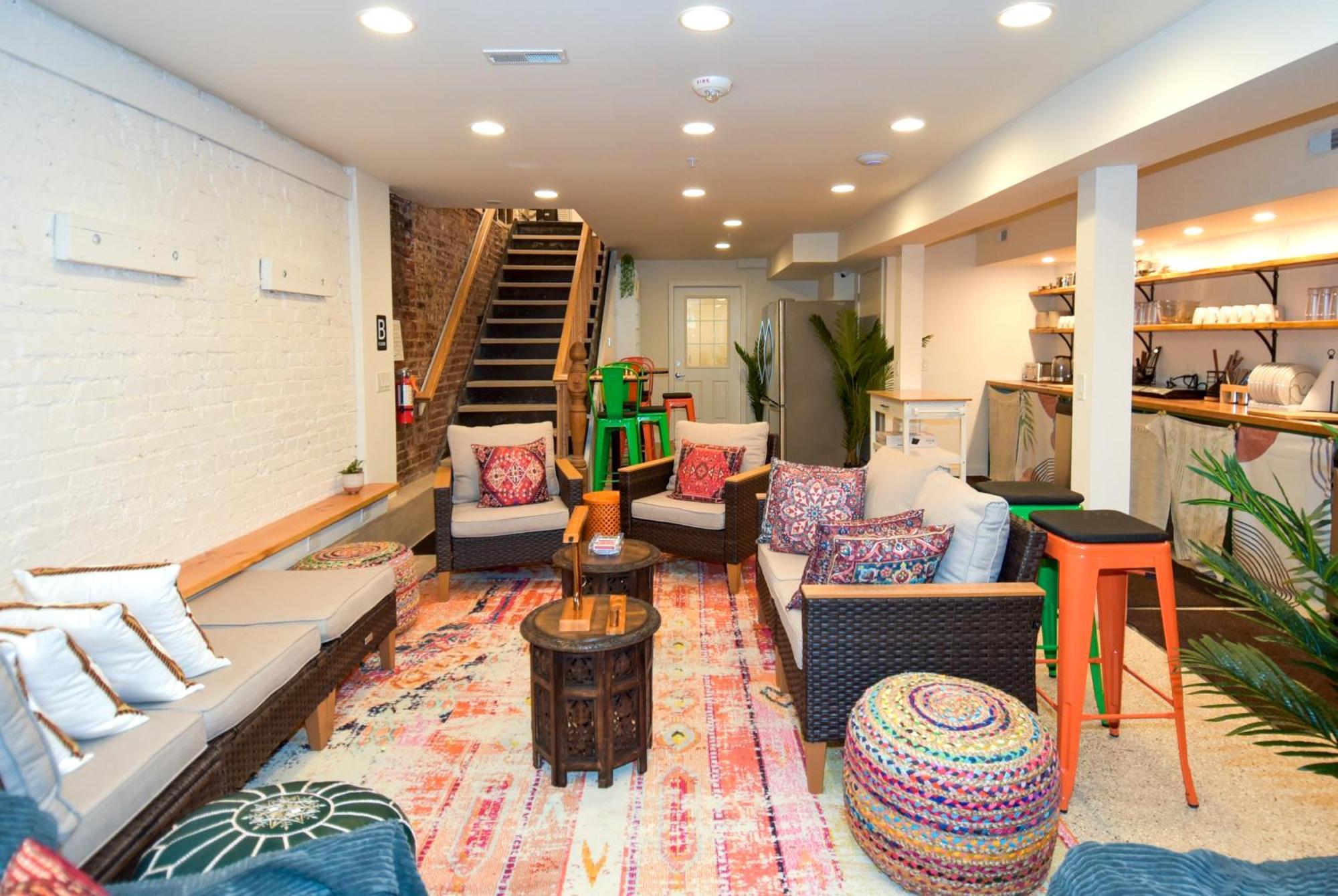 Caravan Hostel Dc Washington Extérieur photo
